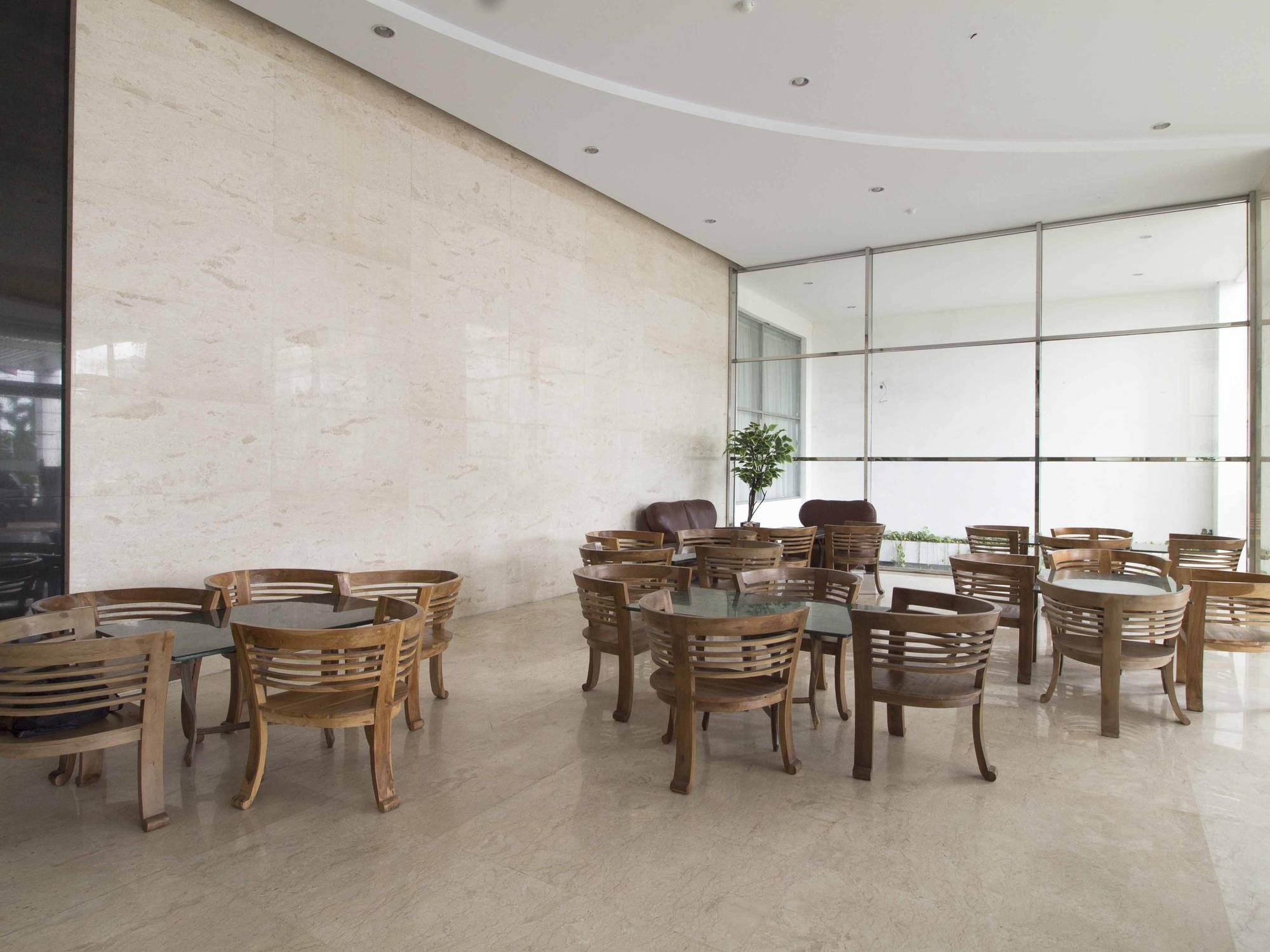 Marilyn Hotel Серпонг Экстерьер фото